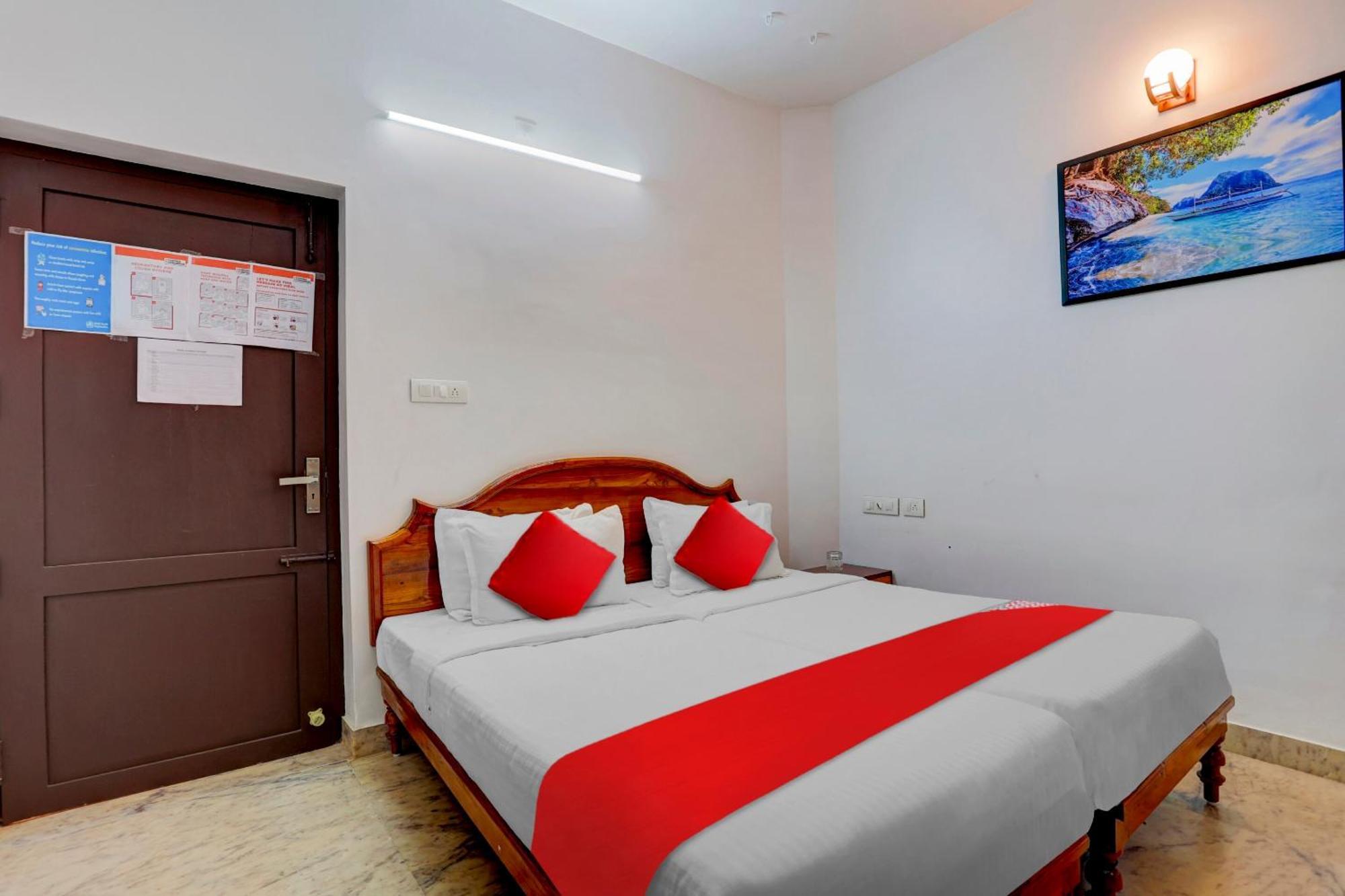 Hotel O Poptavern Heritage Kovalam Ngoại thất bức ảnh