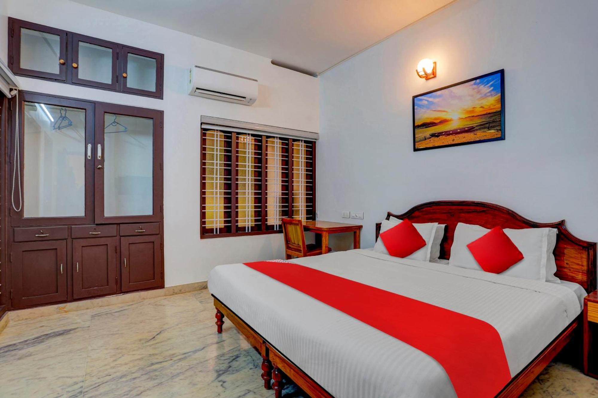 Hotel O Poptavern Heritage Kovalam Ngoại thất bức ảnh